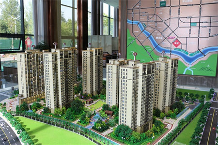 南城丽苑3室2厅1卫70万106m2精装出售